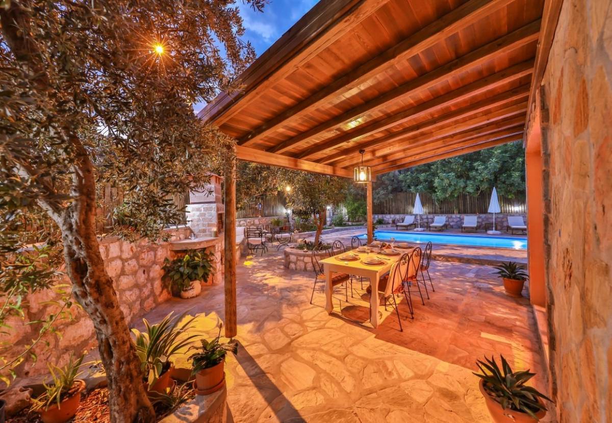 Villa Amarillo