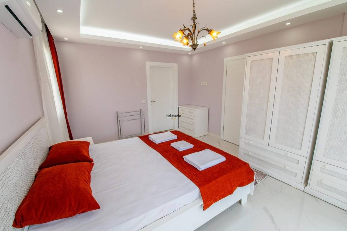 Villa Derinhera 1