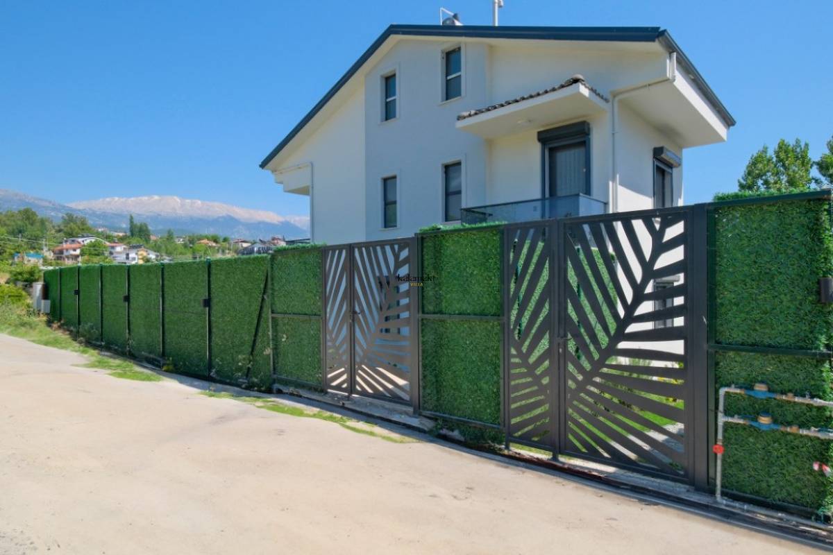 Villa Aras