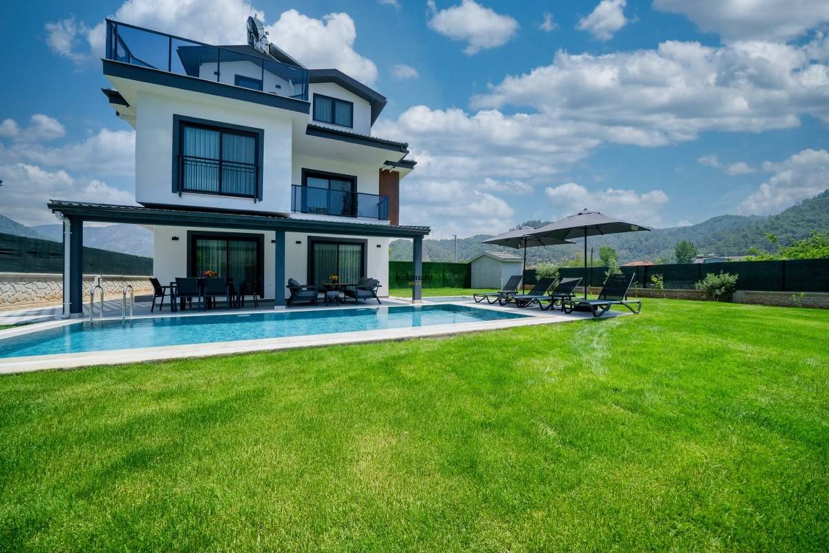 Villa Egem Limon
