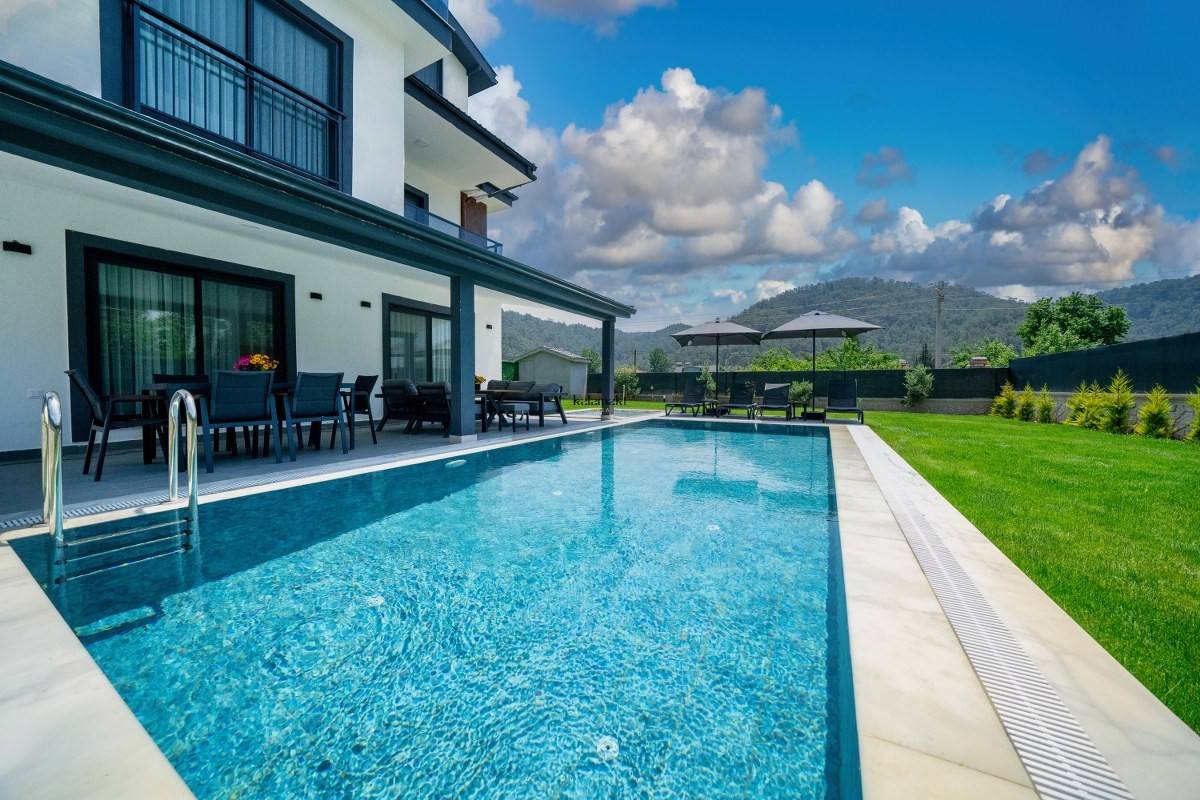 Villa Egem Limon