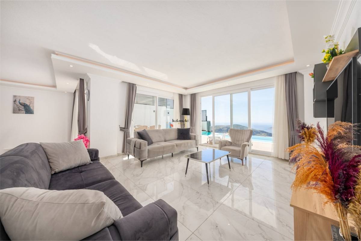 Villa Kayras 2