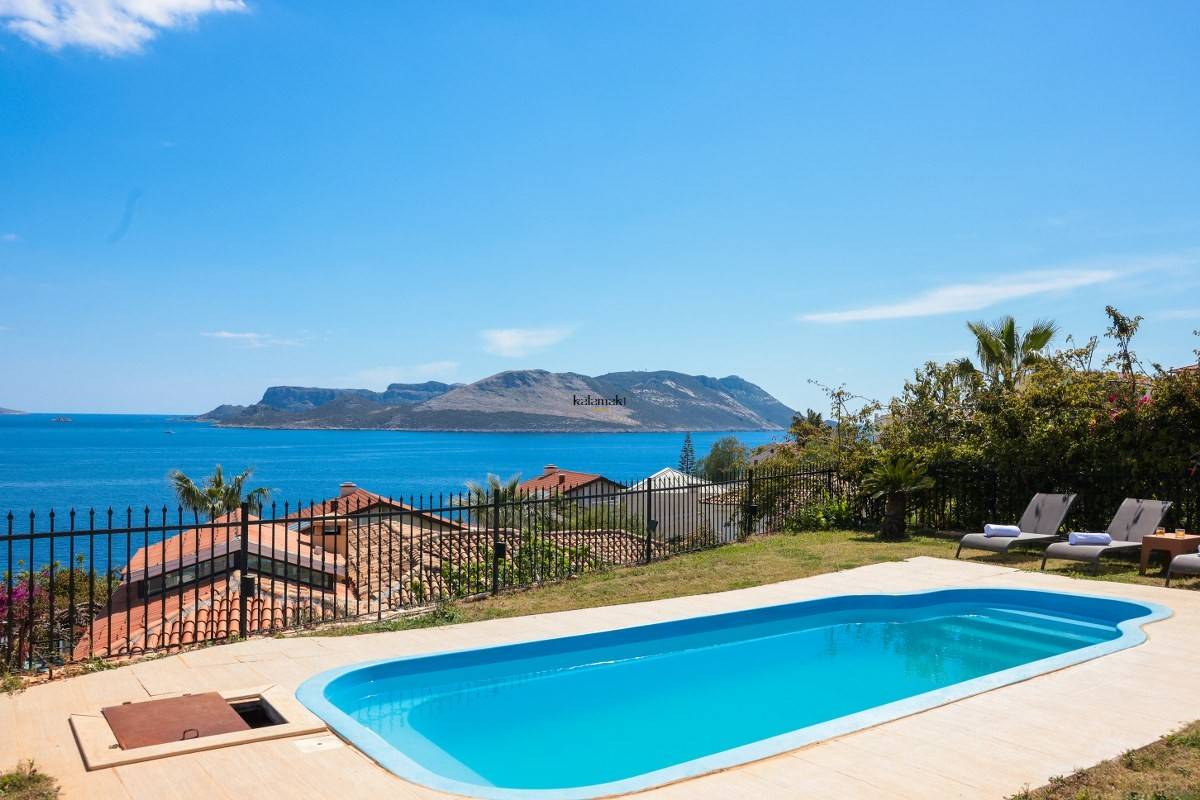 Villa Meiza