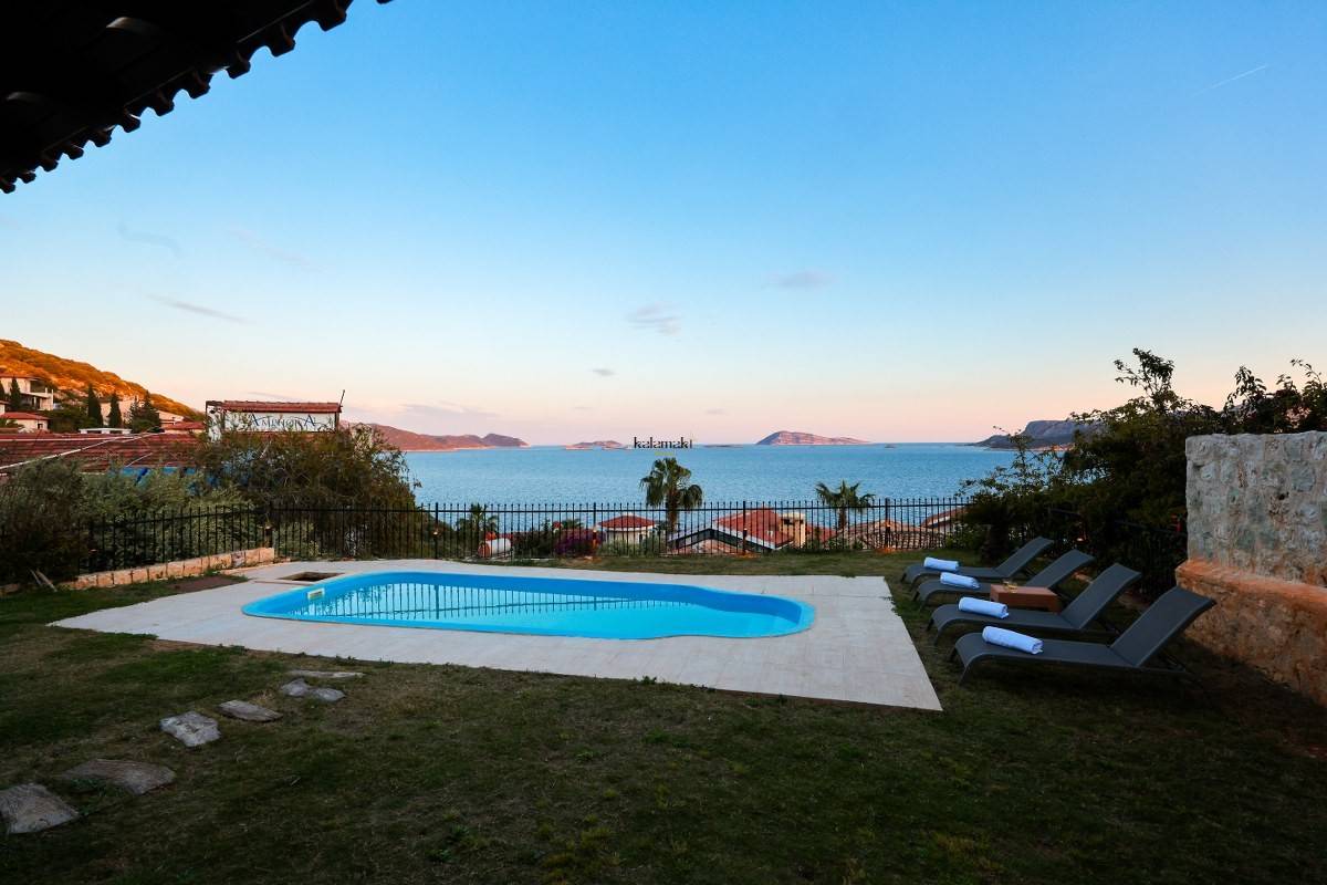 Villa Meiza