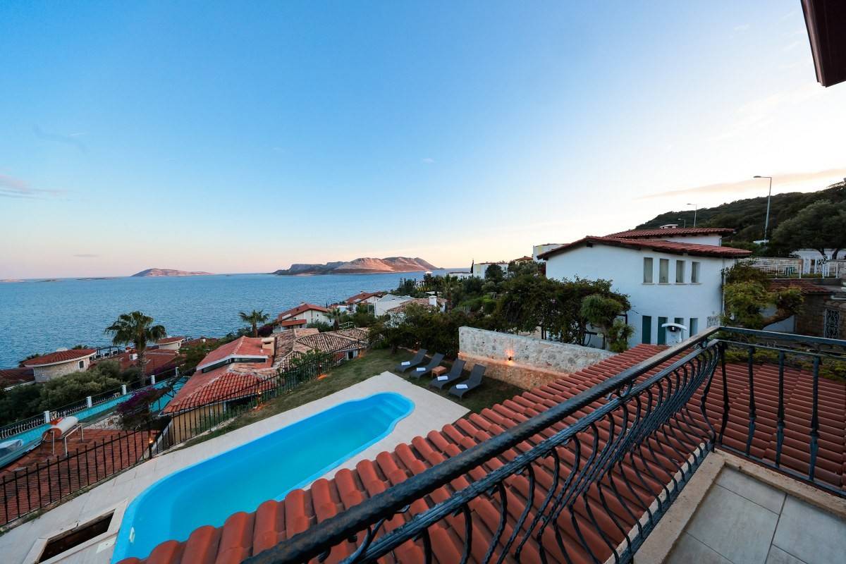Villa Meiza