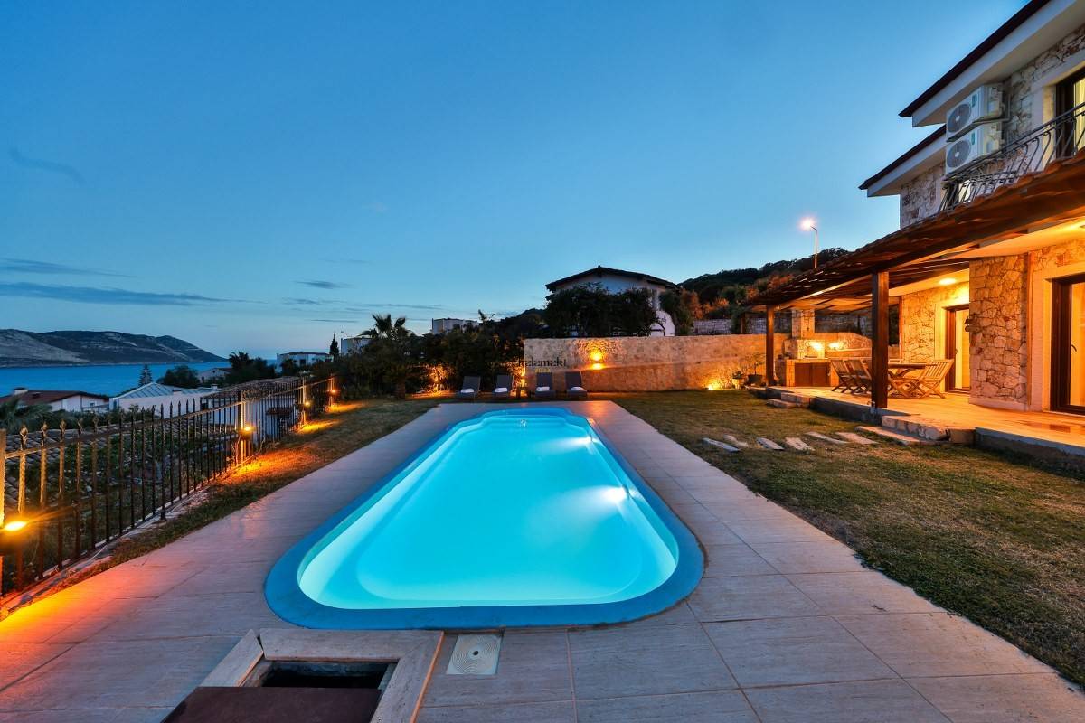 Villa Meiza