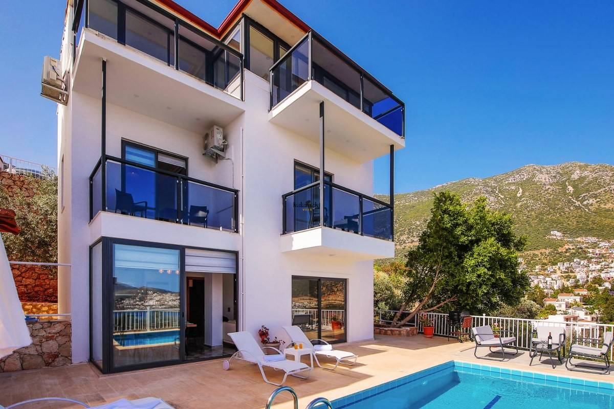 Villa Moonlight