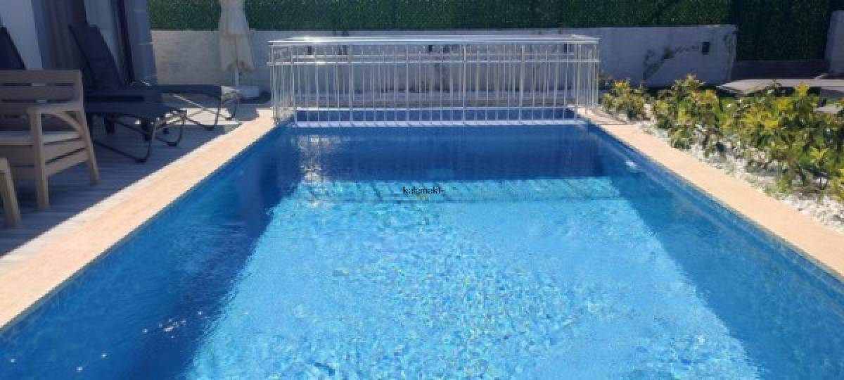 Villa Nar's