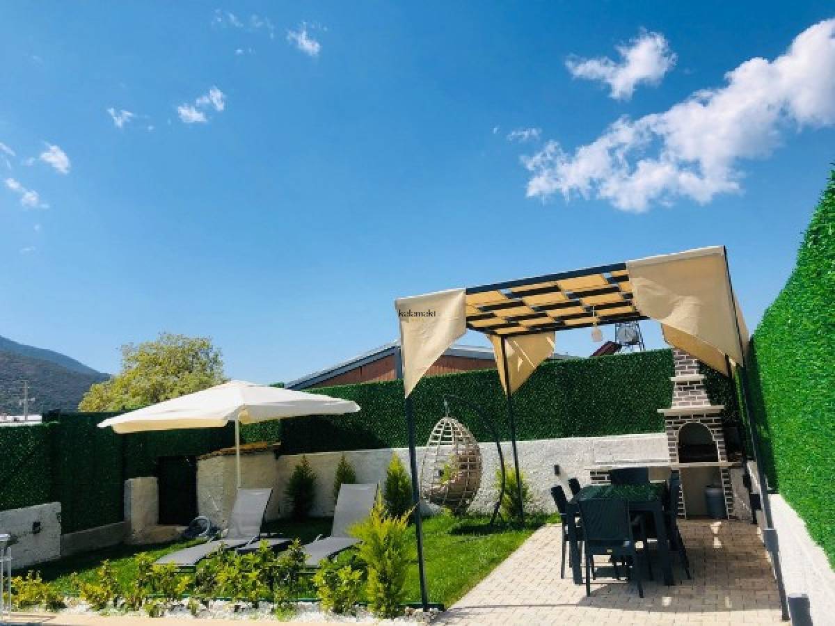 Villa Nar's