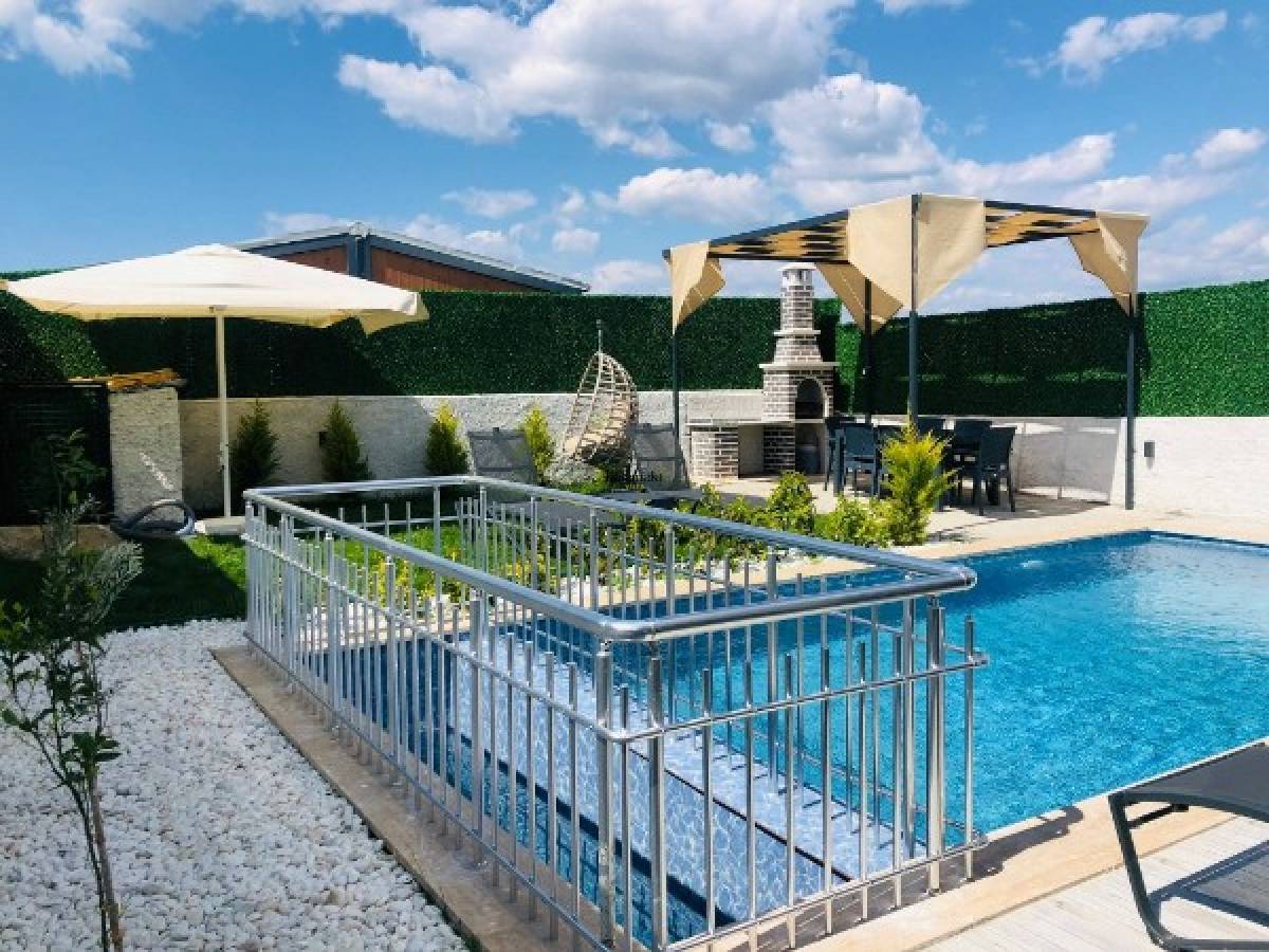 Villa Nar's