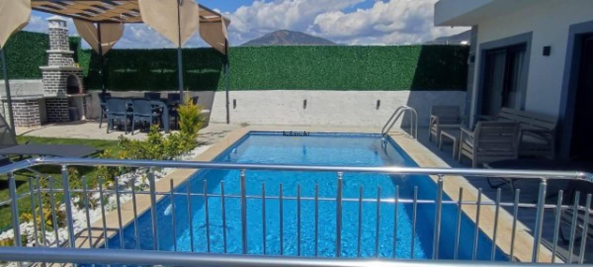 Villa Nar's