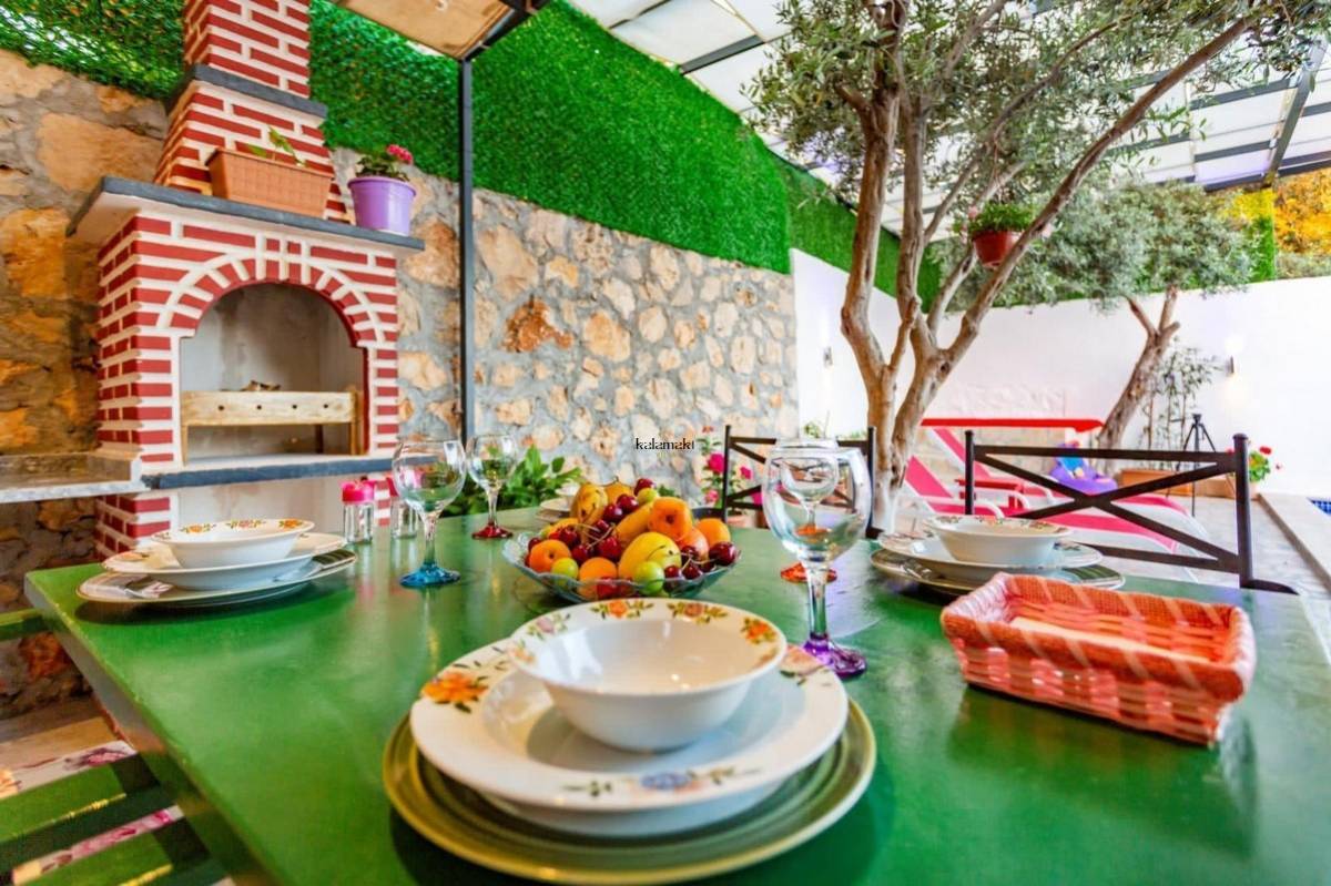 Villa Odakhan