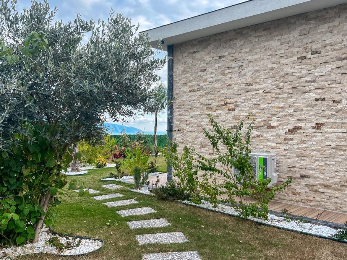 Villa Sweet Moon