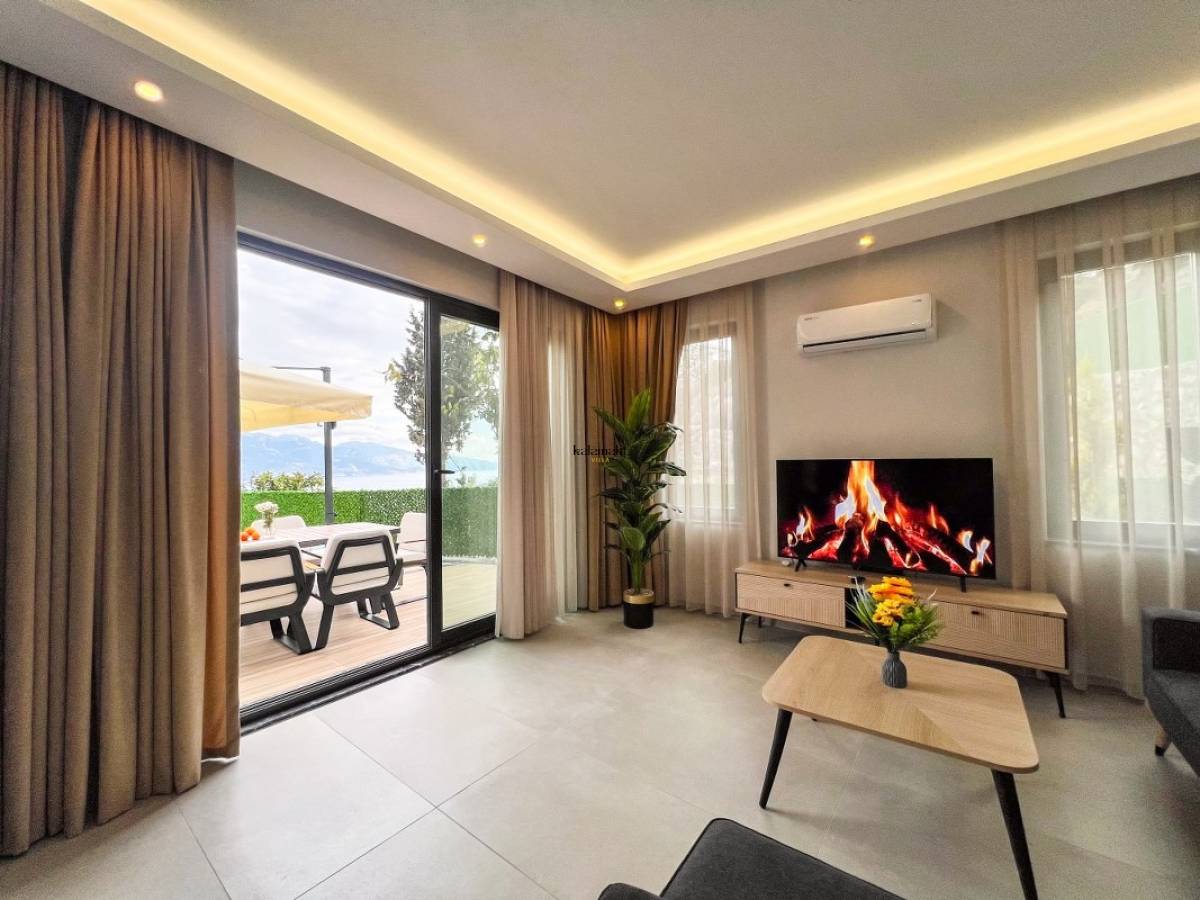 Villa Sweet Moon