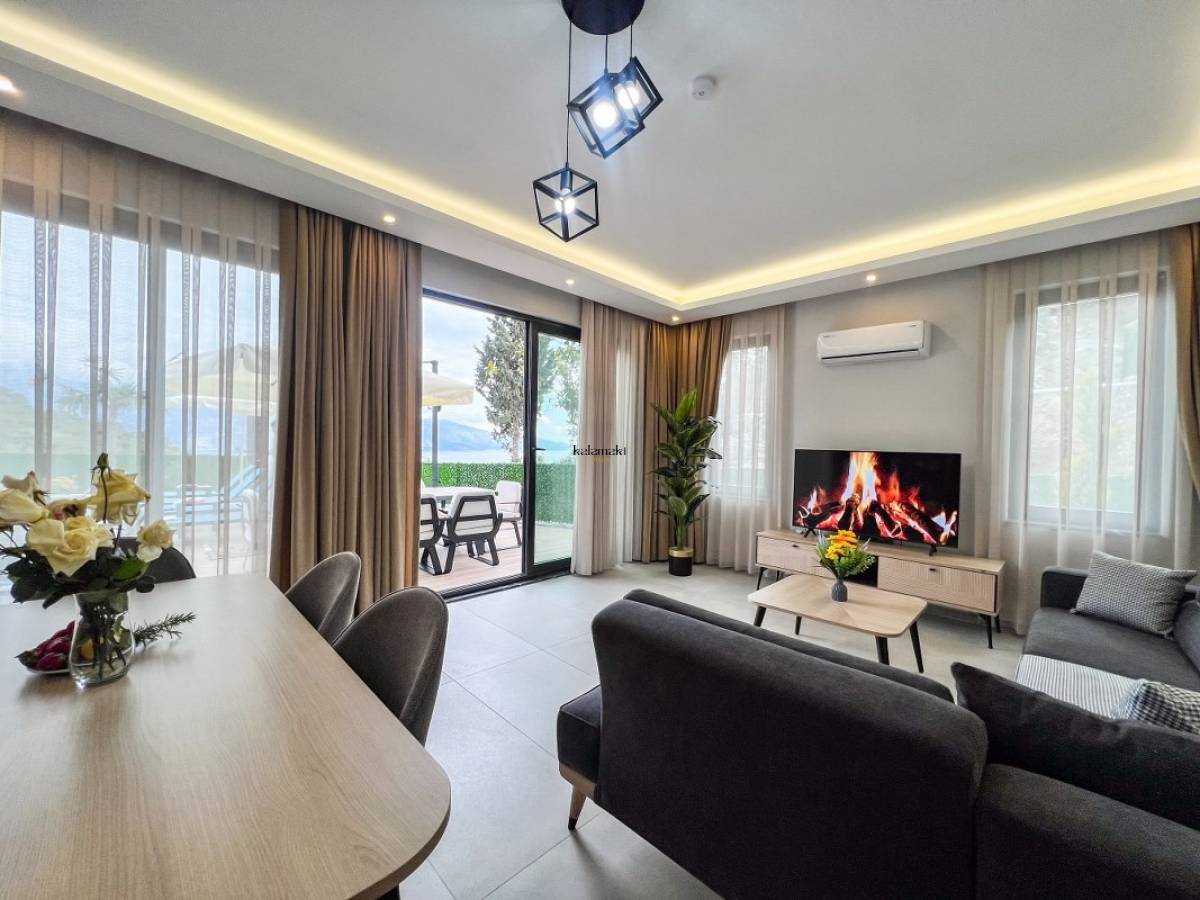 Villa Sweet Moon