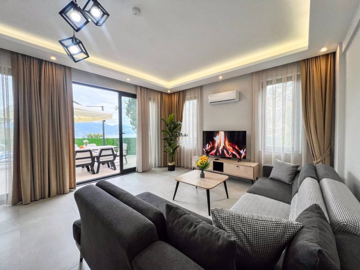 Villa Sweet Moon
