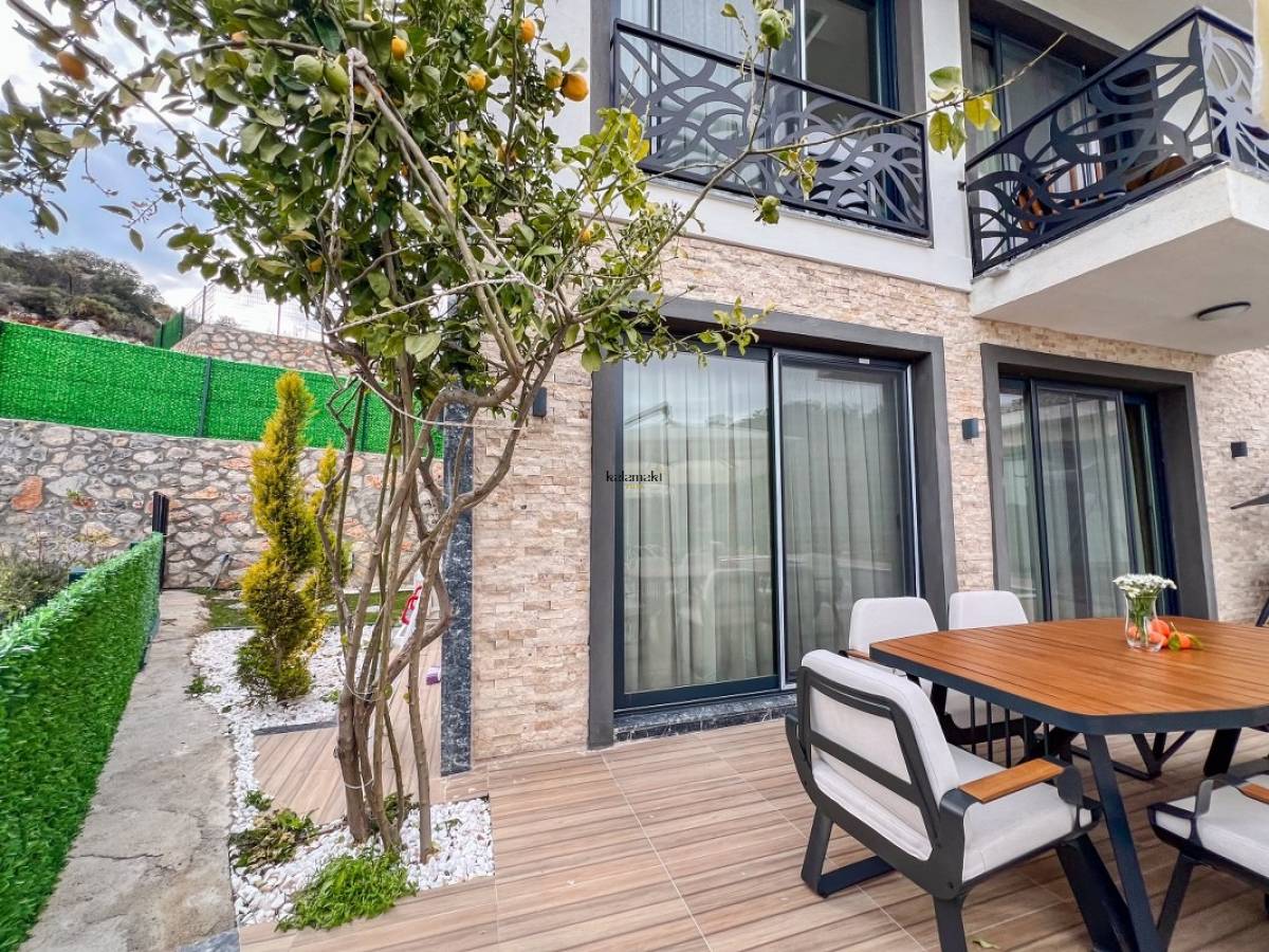 Villa Sweet Moon