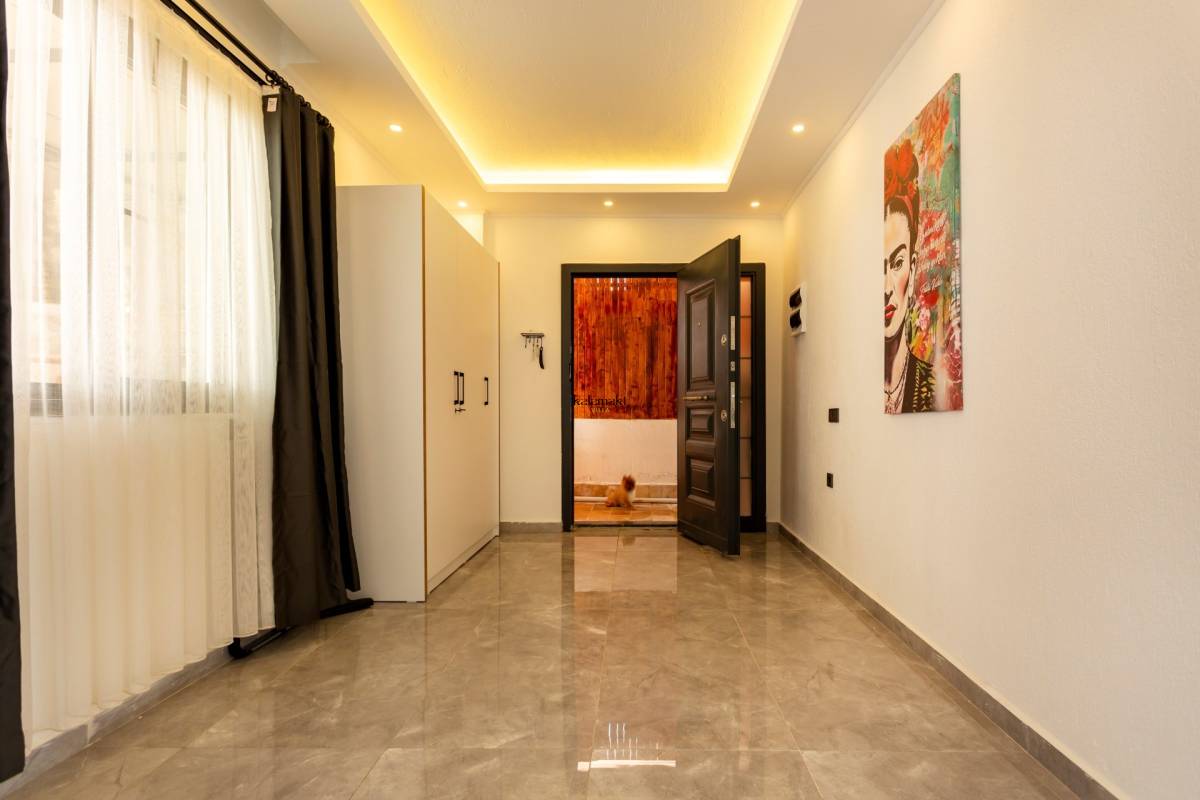 Villa Tura