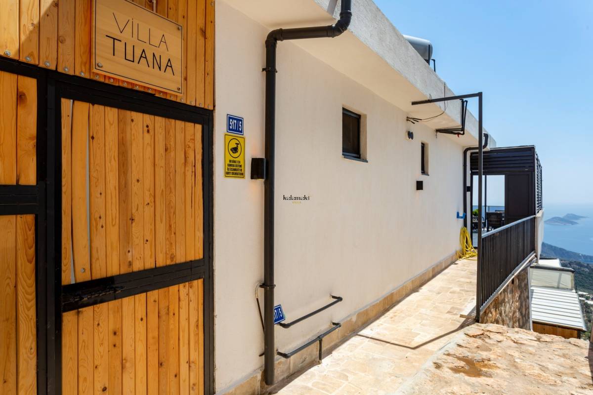 Villa Tura