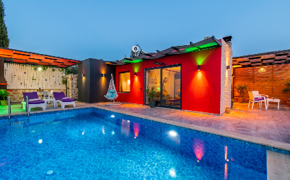 Villa Gece