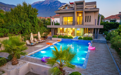 Villa Swarovski